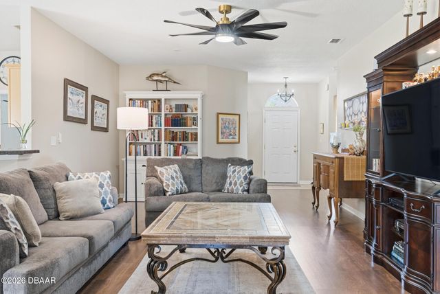 207 Coleton Lane, Deland, FL 32724