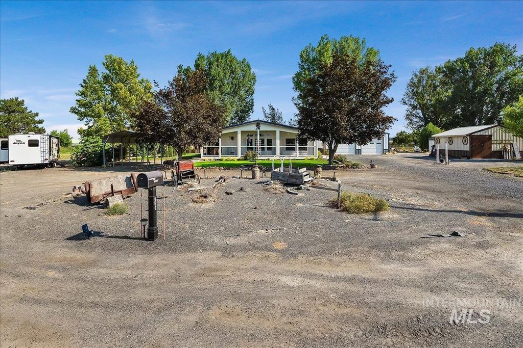 2048 E 3050 S, Wendell, ID 83355 photo 2