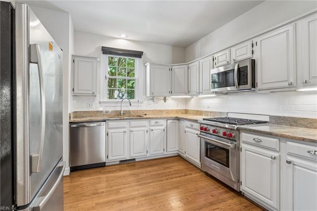 212 Par DR, Williamsburg, VA 23188
