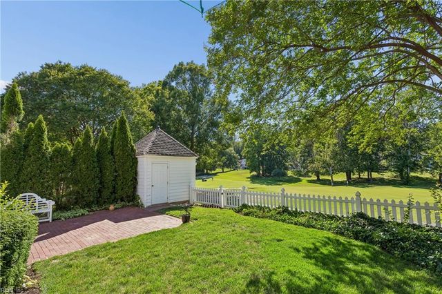 212 Par DR, Williamsburg, VA 23188