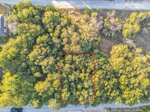 2216 Sabine Street, Granbury, TX 76048