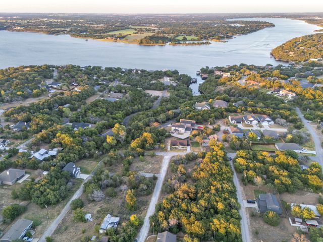 2216 Sabine Street, Granbury, TX 76048