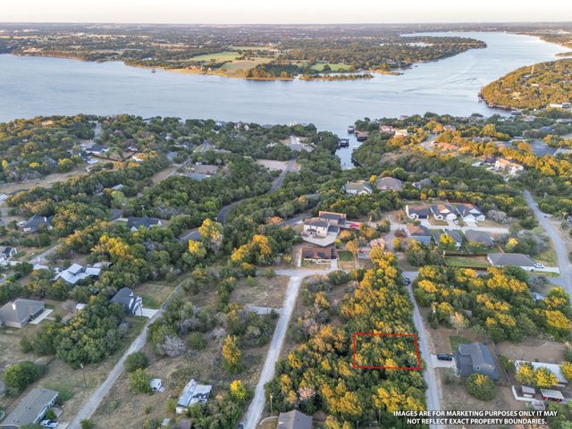 2216 Sabine Street, Granbury, TX 76048