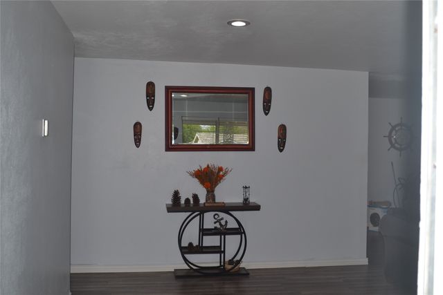 372 Shoreline Drive, Azle, TX 76020