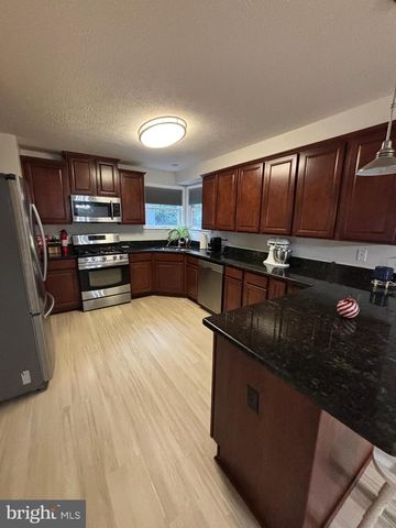 419 LATANE DR, Colonial Beach, VA 22443