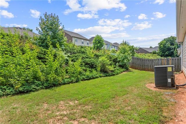 424 Buckboard Lane, Locust Grove, GA 30248