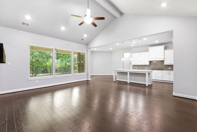 2021 Green Terrace Lane, Pinehurst, TX 77362