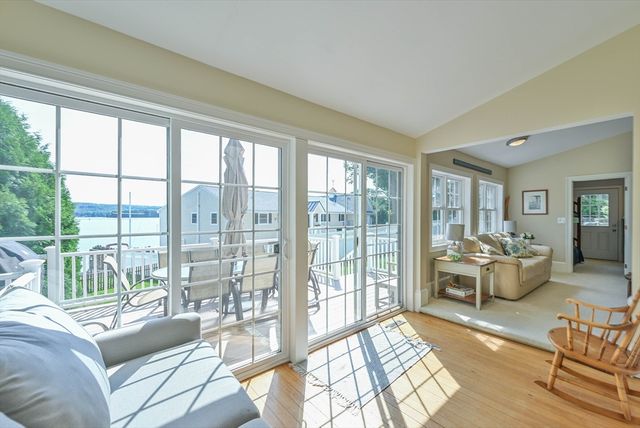 261 Thompson Road, Webster, MA 01570