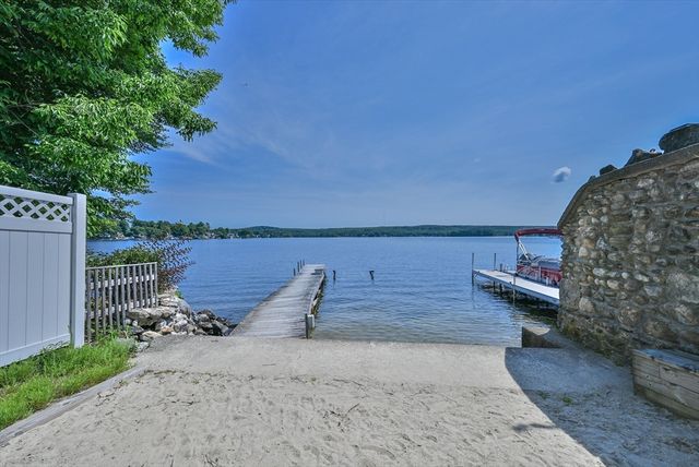 261 Thompson Road, Webster, MA 01570