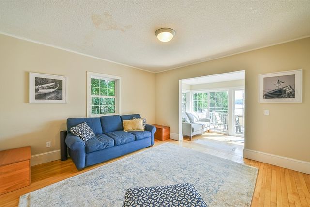 261 Thompson Road, Webster, MA 01570