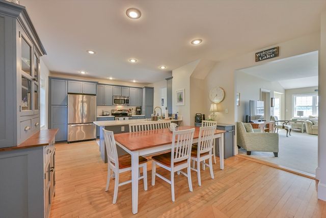 261 Thompson Road, Webster, MA 01570
