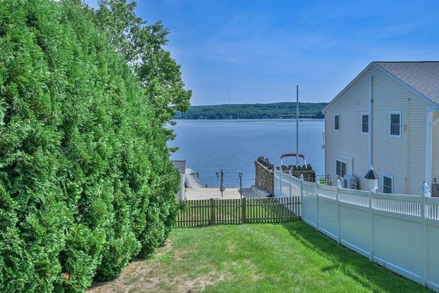 261 Thompson Road, Webster, MA 01570