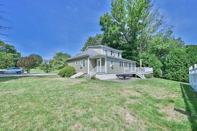261 Thompson Road, Webster, MA 01570