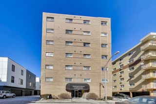 7449 Washington Street 206, Forest Park, IL 60130