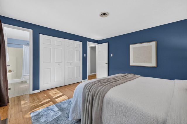 10820 GAMBRILL PARK RD, Frederick, MD 21702
