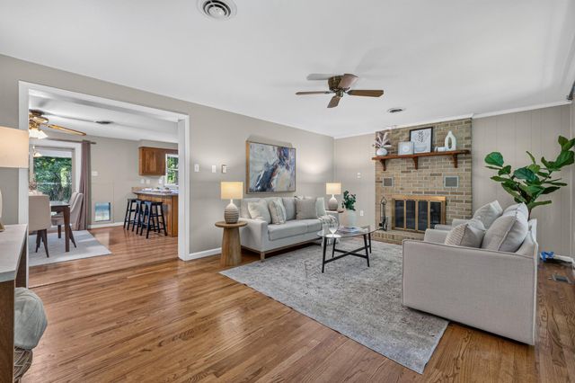 10820 GAMBRILL PARK RD, Frederick, MD 21702