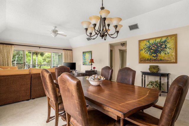 101 W Park Shores Circle 2, Indian River Shores, FL 32963