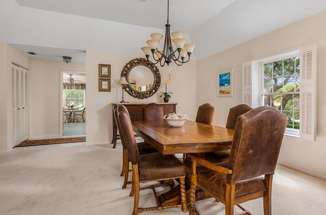 101 W Park Shores Circle 2, Indian River Shores, FL 32963