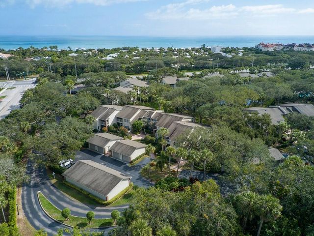 101 W Park Shores Circle 2, Indian River Shores, FL 32963