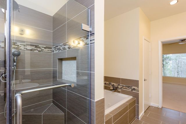 1609 Welch Street B, Houston, TX 77006