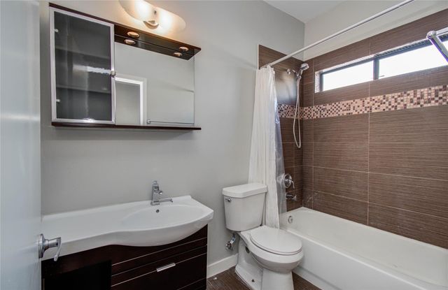 1609 Welch Street B, Houston, TX 77006