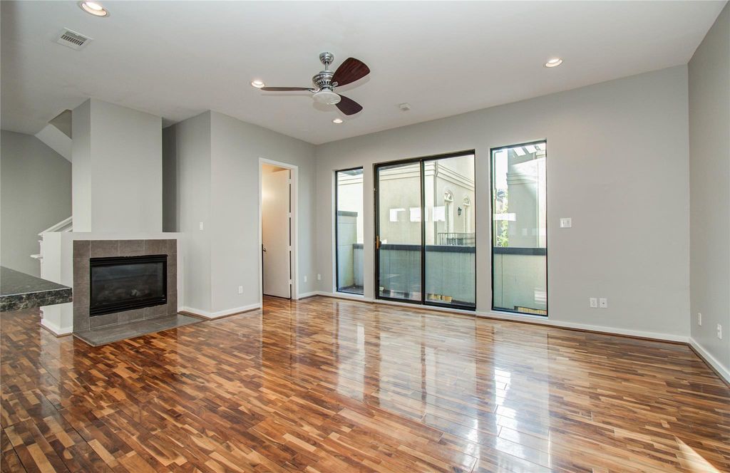 1609 Welch Street B, Houston, TX 77006