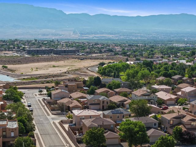 10939 Argonite Drive NW, Albuquerque, NM 87114