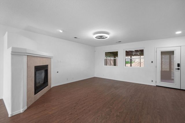 10939 Argonite Drive NW, Albuquerque, NM 87114