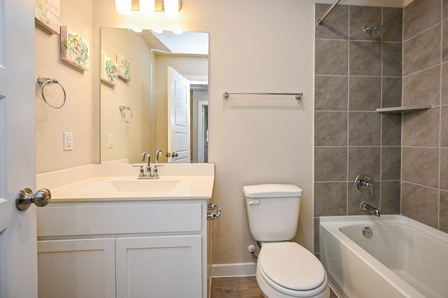 1188 Filly Creek Drive, Alvin, TX 77511