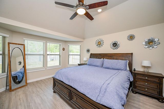 1188 Filly Creek Drive, Alvin, TX 77511