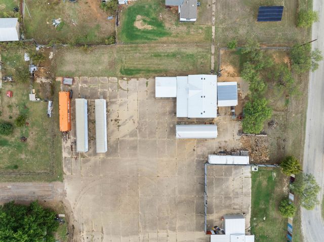 104 Runway Lane, Aurora, TX 76078