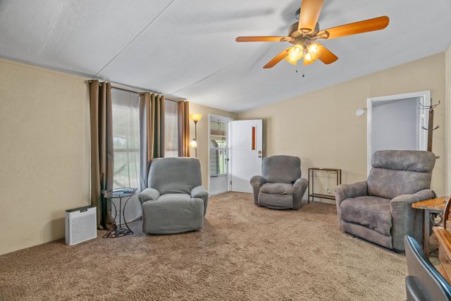 104 Runway Lane, Aurora, TX 76078