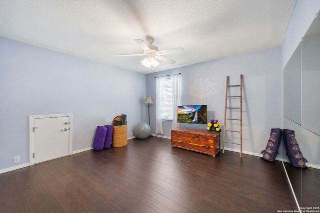 8206 Setting Moon, San Antonio, TX 78255