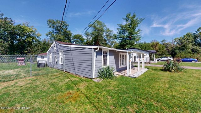 4618 E Overbrook Dr, Louisville, KY 40216