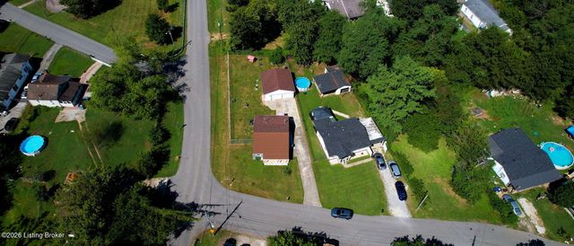 4618 E Overbrook Dr, Louisville, KY 40216