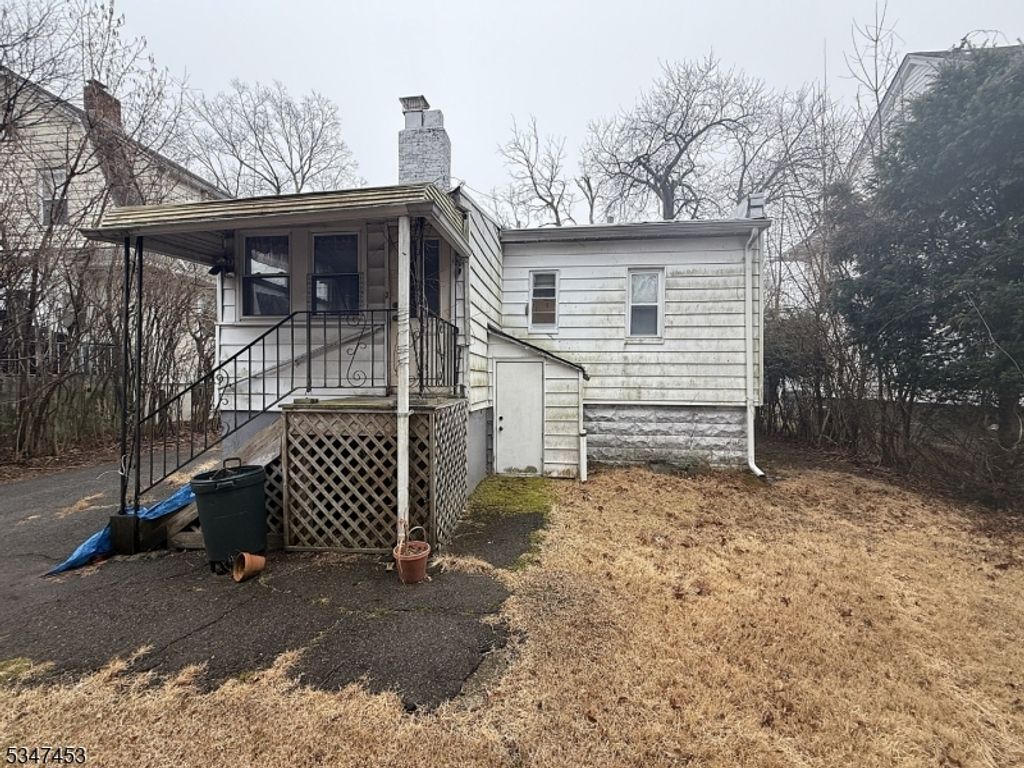 96 Claremont Ave, Verona Twp., NJ 07044 — photo 2