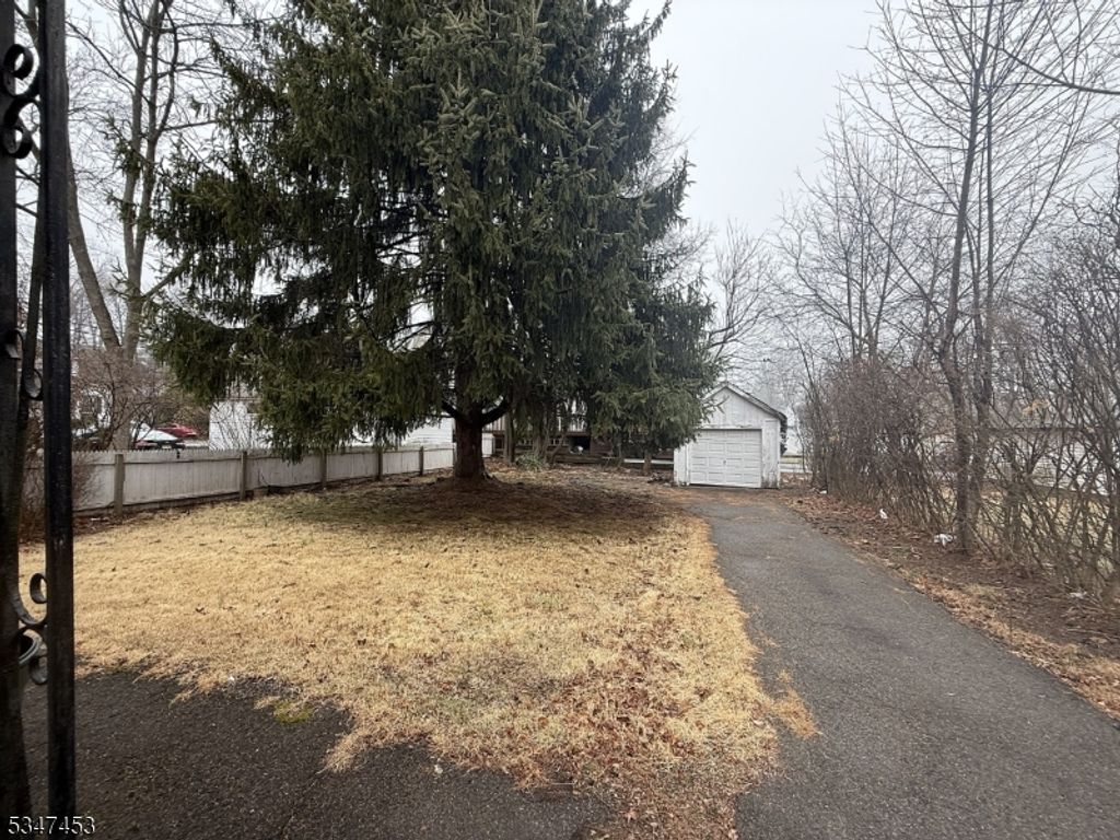 96 Claremont Ave, Verona Twp., NJ 07044 — photo 3
