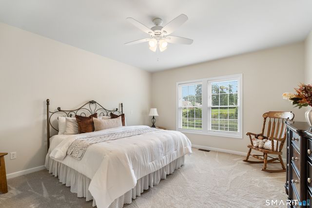 733 Championship Drive 733, Oxford, CT 06478