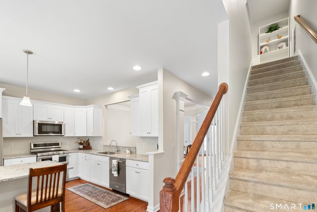 733 Championship Drive 733, Oxford, CT 06478