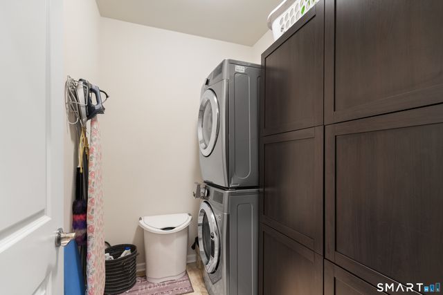 733 Championship Drive 733, Oxford, CT 06478