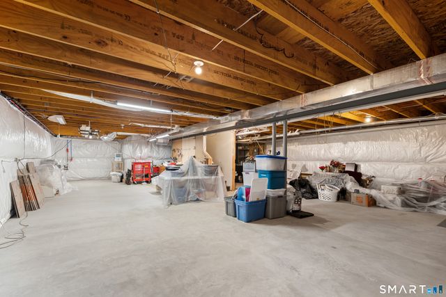 733 Championship Drive 733, Oxford, CT 06478