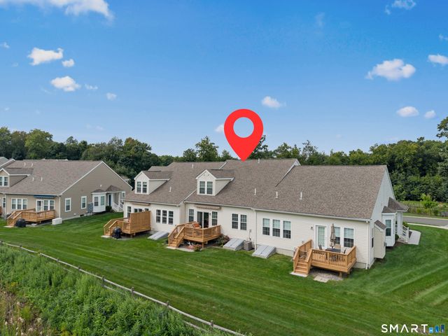733 Championship Drive 733, Oxford, CT 06478