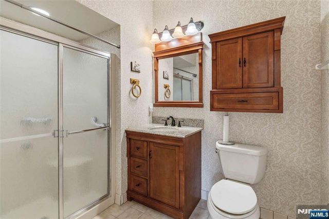 5322 Richmond Road 322, West Milford, NJ 07480
