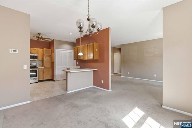 5322 Richmond Road 322, West Milford, NJ 07480