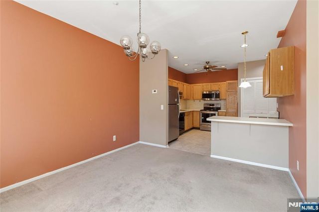 5322 Richmond Road 322, West Milford, NJ 07480