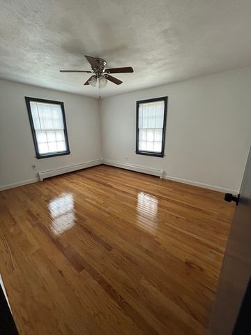 10 Walter St, Norton, MA 02766