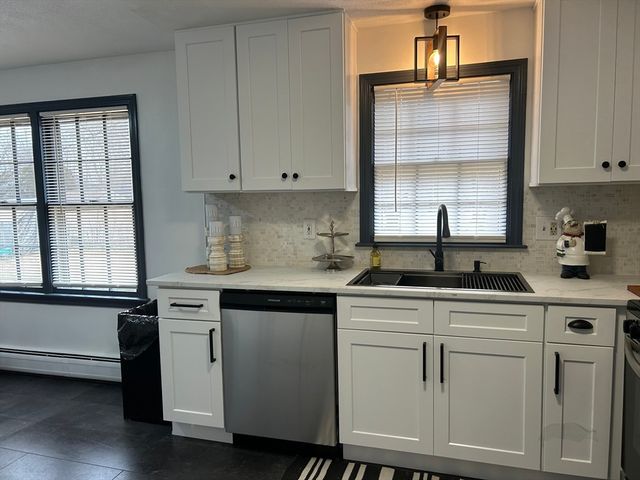 10 Walter St, Norton, MA 02766