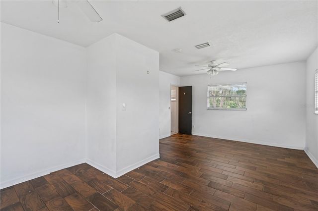 5217 PEACH AVENUE, Seffner, FL 33584