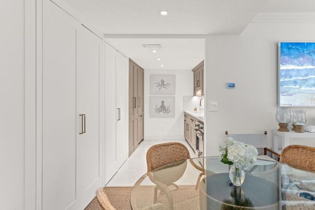 2774 S Ocean Boulevard 105, Palm Beach, FL 33480