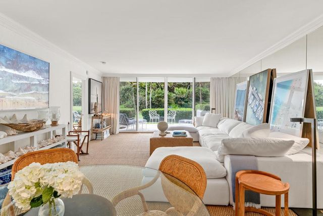 2774 S Ocean Boulevard 105, Palm Beach, FL 33480